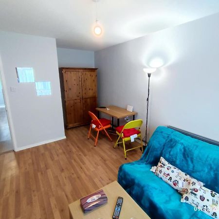 Central And Quiet Flat In London! Close To Station מראה חיצוני תמונה