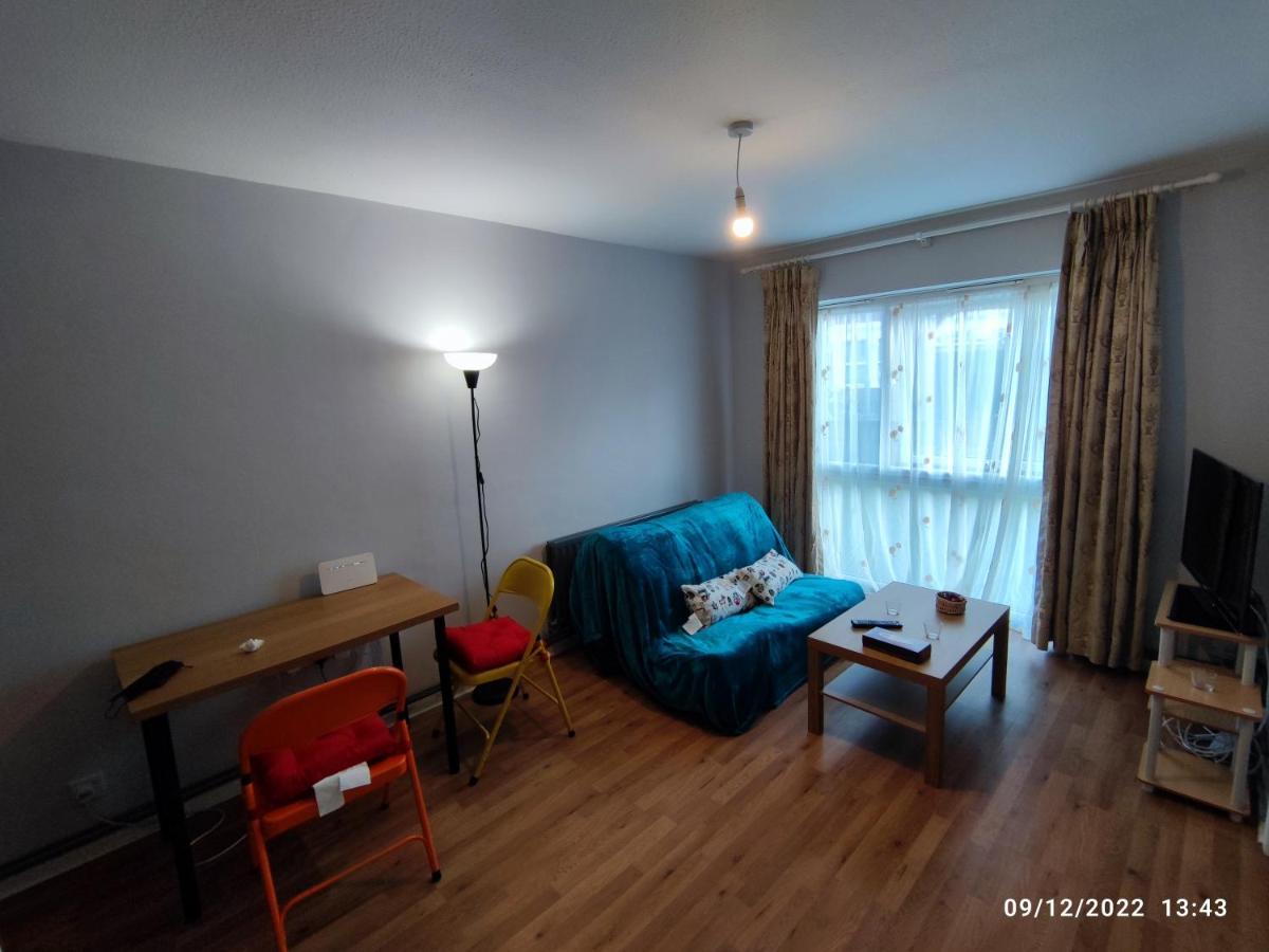 Central And Quiet Flat In London! Close To Station מראה חיצוני תמונה
